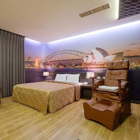 Foxdou Business Motel Tainan Eksteriør bilde