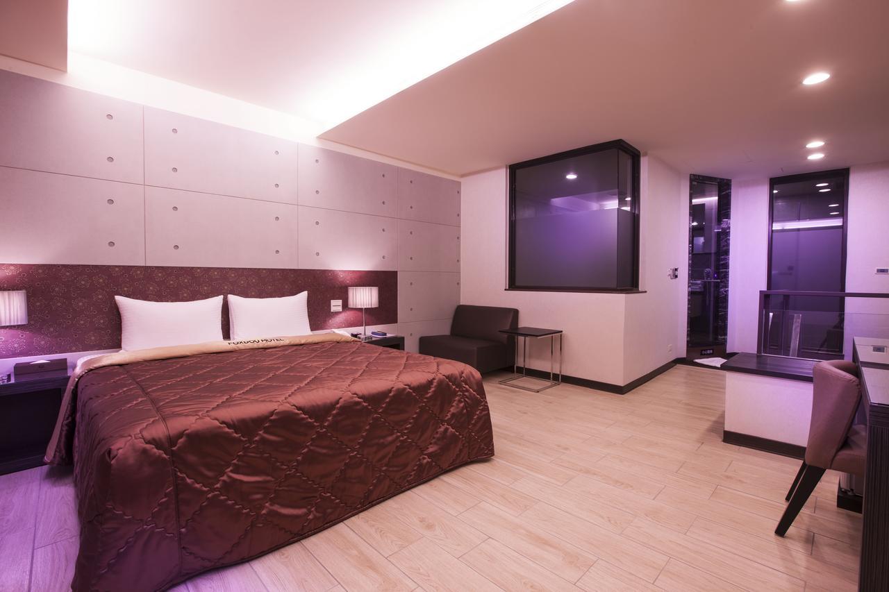 Foxdou Business Motel Tainan Eksteriør bilde