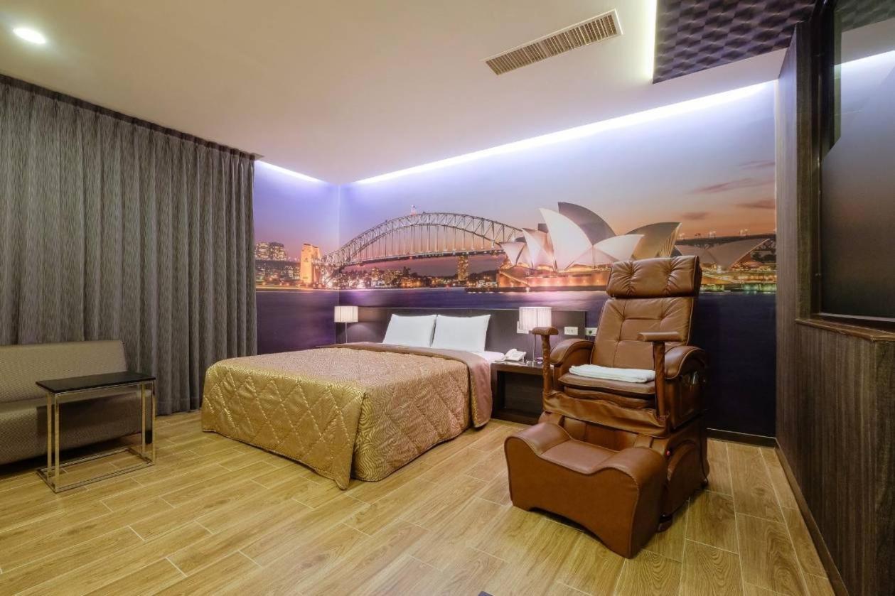 Foxdou Business Motel Tainan Eksteriør bilde